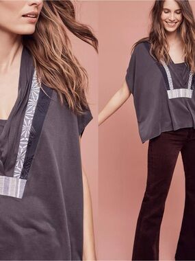 NWT $88 Anthropologie x Akemi + Kin Art Deco Swing Pullover Top XS